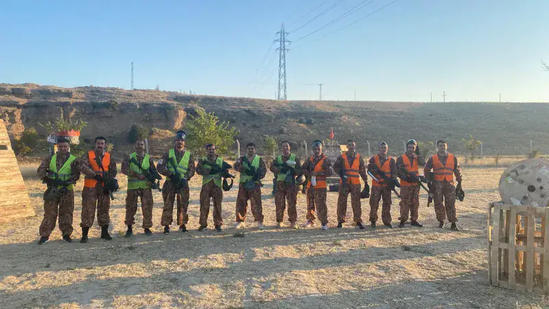 Paintball takımı sahada